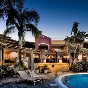 Cruccuris Resort - Adults Only